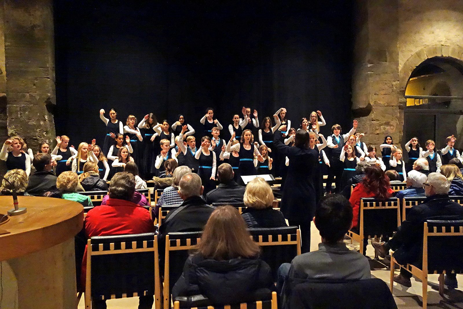 Kirche Volkenroda - Kinderchor der schola cantorum weimar